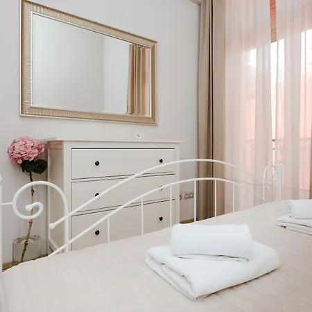 Horizon - Radziwillowska Apartment